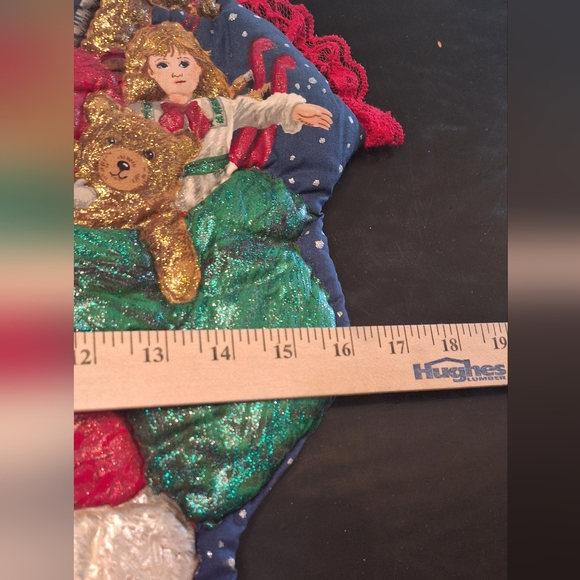 Vintage Jumbo Down The Chimney Fabric Christmas HANGER Large Santa 32.25x16.5" - Picture 4 of 5